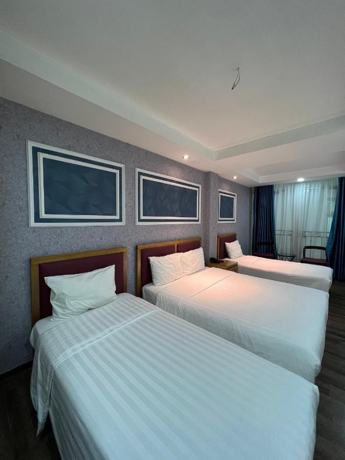 Holiday Suites Hotel & Spa Ханой Екстериор снимка